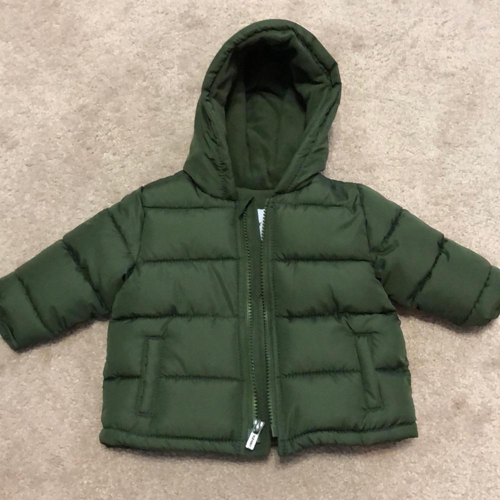 Old navy puffer coat!